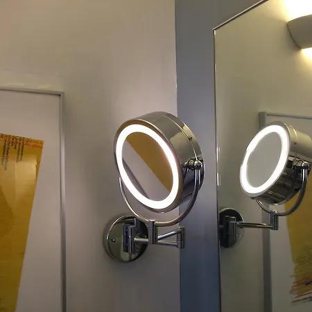 Voltaire Apartment *