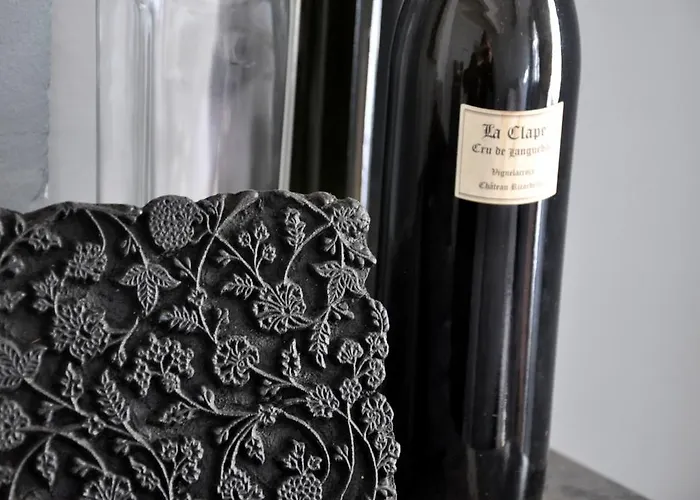 Voltaire * Καρκασόν